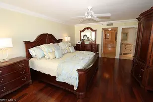 4251 Gulf Shore Blvd N, Naples, FL 34103 - Photo 11