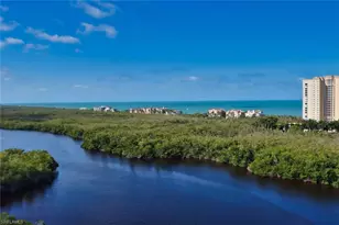 8990 Bay Colony Dr, Naples, FL 34108 - Photo 27