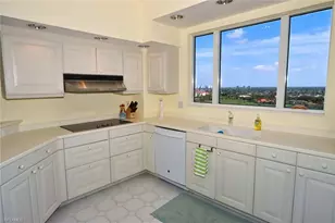 8990 Bay Colony Dr, Naples, FL 34108 - Photo 9