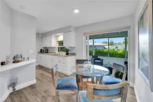 54 Hilo Ct, Naples, FL 34112 - Photo 7