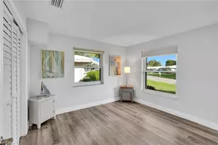 54 Hilo Ct, Naples, FL 34112 - Photo 11