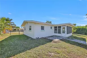2822 Bruce St, Matlacha, FL 33993 - Photo 3