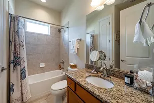 7810 Martino Cir, Naples, FL 34112 - Photo 15