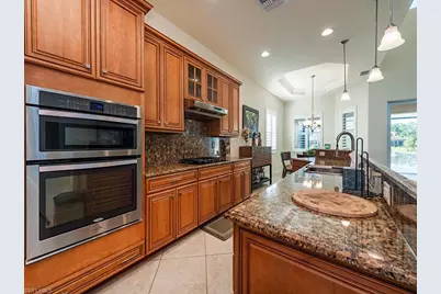 7810 Martino Cir, Naples, FL 34112 - Photo 5