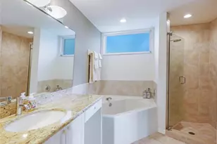 8400 Naples Heritage Dr, Naples, FL 34112 - Photo 23