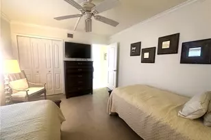 10475 Gulf Shore Dr, Naples, FL 34108 - Photo 29