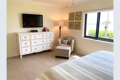 10475 Gulf Shore Dr #113, Naples, FL 34108 - Photo 21