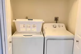 10475 Gulf Shore Dr, Naples, FL 34108 - Photo 31