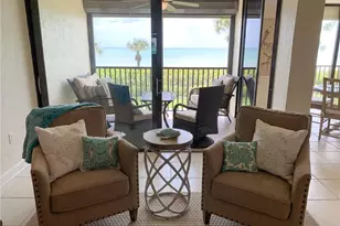 10475 Gulf Shore Dr, Naples, FL 34108 - Photo 9