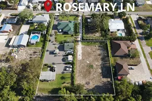 1308 Rosemary Ln, Naples, FL 34103 - Photo 27