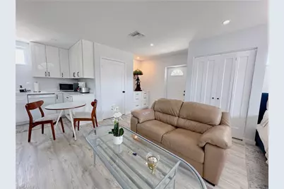 1308 Rosemary Ln, Naples, FL 34103 - Photo 19