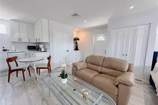 1308 Rosemary Ln, Naples, FL 34103 - Photo 19