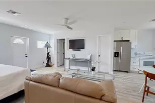 1308 Rosemary Ln, Naples, FL 34103 - Photo 23