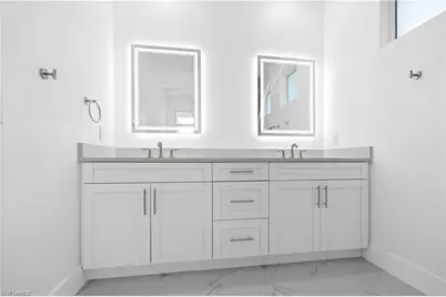 918 Hollister Ave, Lehigh Acres, FL 33974 - Photo 17