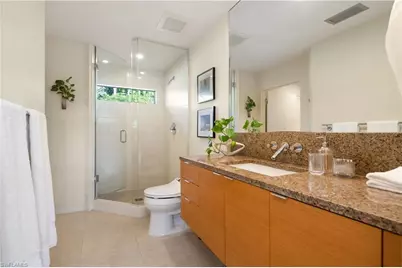 705 Shadow Lake Ln, Naples, FL 34108 - Photo 35