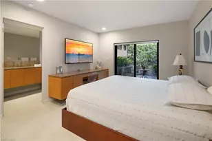 705 Shadow Lake Ln, Naples, FL 34108 - Photo 33