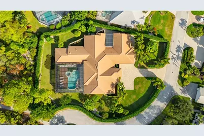 705 Shadow Lake Ln, Naples, FL 34108 - Photo 17