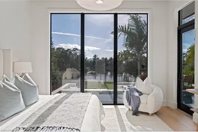 1199 12th St N, Naples, FL 34102 - Photo 31