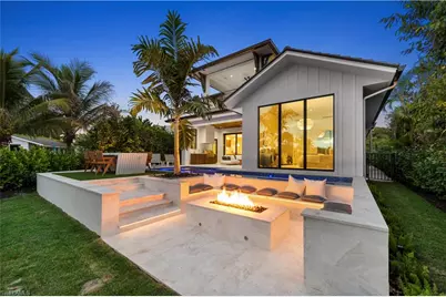 1199 12th St N, Naples, FL 34102 - Photo 5