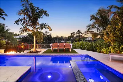 1199 12th St N, Naples, FL 34102 - Photo 7