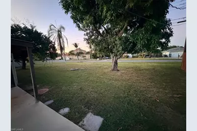 1015 Wilshire Dr, Fort Myers, FL 33919 - Photo 17