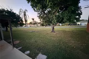 1015 Wilshire Dr, Fort Myers, FL 33919 - Photo 17