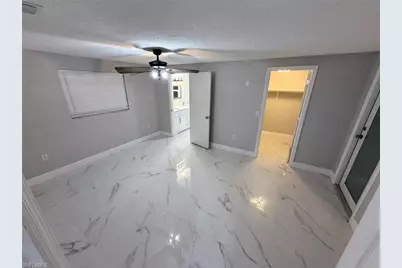 1015 Wilshire Dr, Fort Myers, FL 33919 - Photo 11