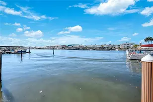 800 River Point Dr, Naples, FL 34102 - Photo 25