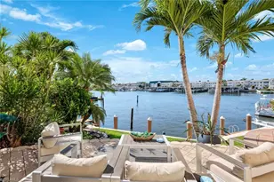 800 River Point Dr, Naples, FL 34102 - Photo 25