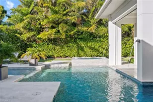 655 Starboard Dr, Naples, FL 34103 - Photo 37