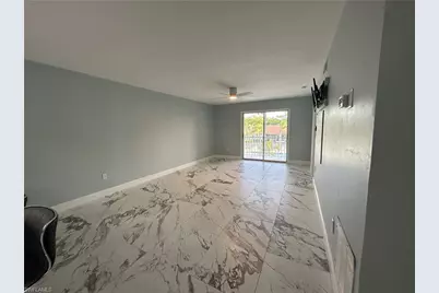 2346 Naples Trace Cir #1107, Naples, FL 34109 - Photo 3