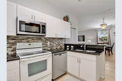 4315 Bellasol Cir #2822, Fort Myers, FL 33916 - Photo 11