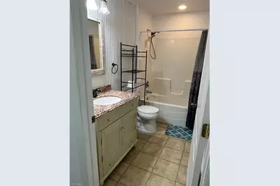 918 Margaret Ave S, Lehigh Acres, FL 33974 - Photo 17