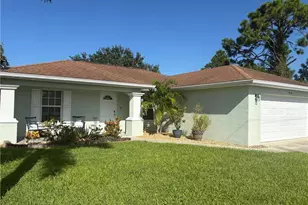 918 Margaret Ave S, Lehigh Acres, FL 33974 - Photo 3