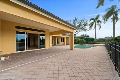 527 Terracina Way, Naples, FL 34119 - Photo 45