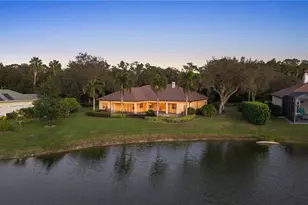 527 Terracina Way, Naples, FL 34119 - Photo 3