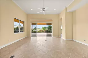 527 Terracina Way, Naples, FL 34119 - Photo 23