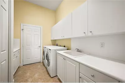 527 Terracina Way, Naples, FL 34119 - Photo 39