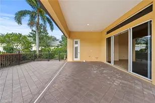 527 Terracina Way, Naples, FL 34119 - Photo 43