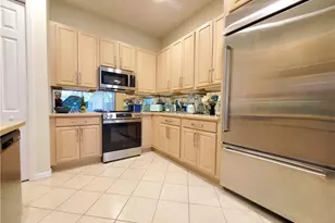 1320 Barnstable Ct, Naples, FL 34104 - Photo 15