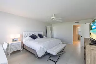 230 Albi Rd, Naples, FL 34112 - Photo 15