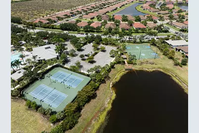 2258 Heydon Cir W, Naples, FL 34120 - Photo 25