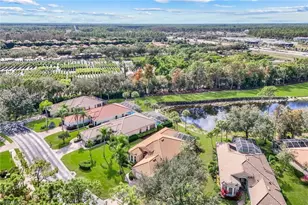 462 Preswick Ln SW, Naples, FL 34120 - Photo 33