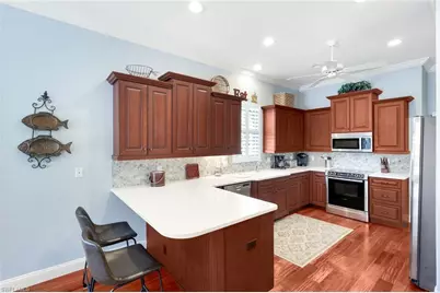 462 Preswick Ln SW, Naples, FL 34120 - Photo 9