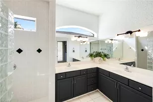 462 Preswick Ln SW, Naples, FL 34120 - Photo 19