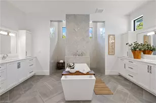 4221 7th Ave NW, Naples, FL 34119 - Photo 15