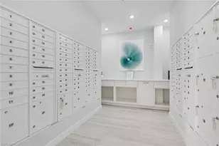 1 Bluebill Ave, Naples, FL 34108 - Photo 33