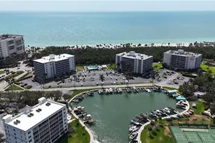 1 Bluebill Ave, Naples, FL 34108 - Photo 7