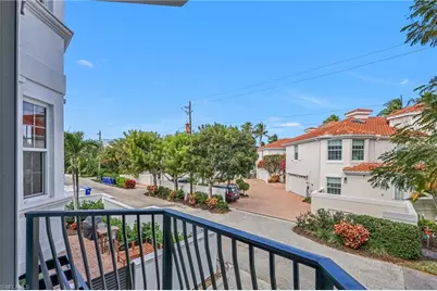 364 5th St S #102, Naples, FL 34102 - Photo 13