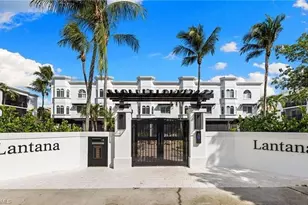 364 5th St S, Naples, FL 34102 - Photo 35